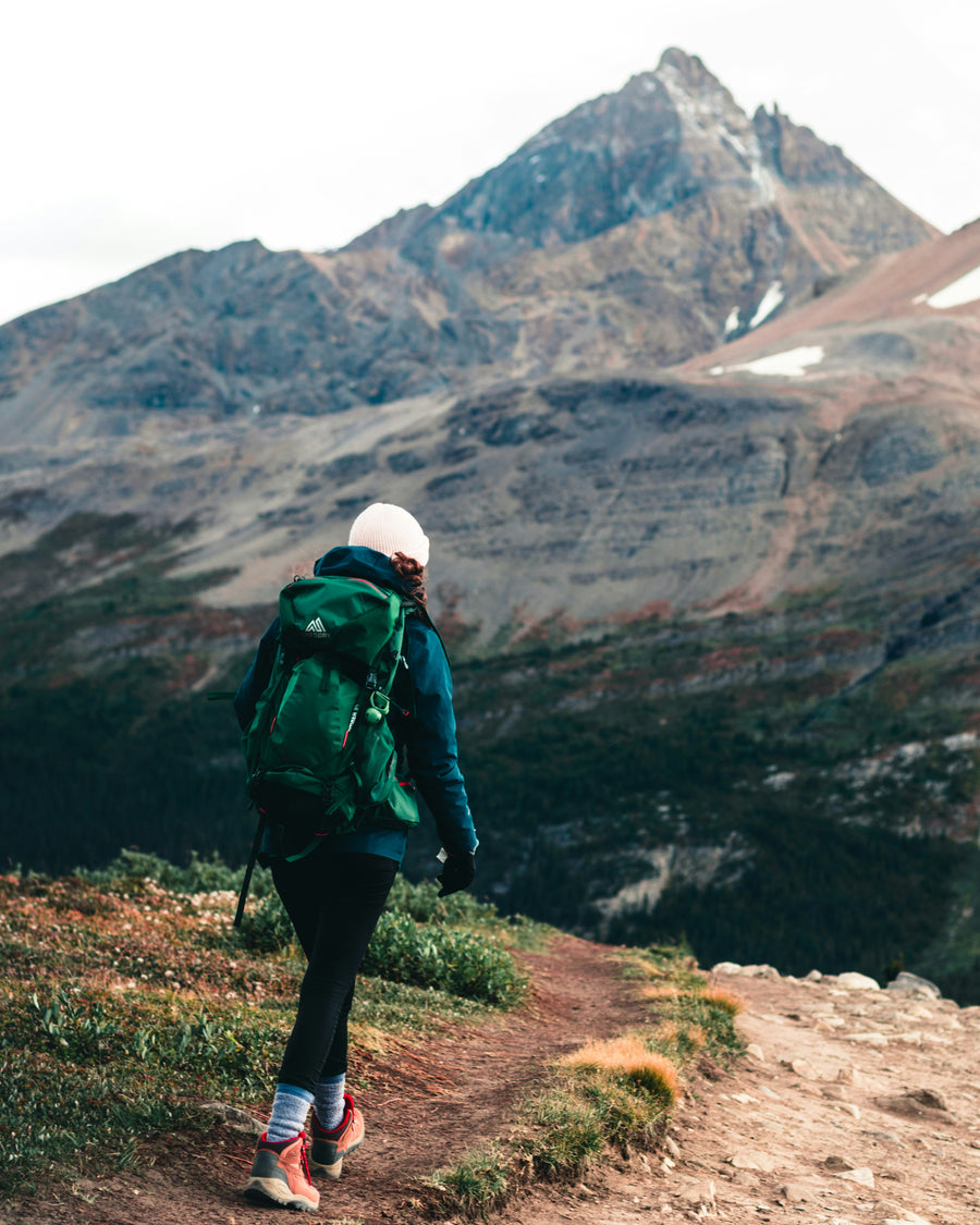 HIKE FURTHER. RECOVER FASTER.
